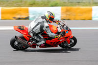 estoril;event-digital-images;motorbikes;no-limits;peter-wileman-photography;portugal;trackday;trackday-digital-images